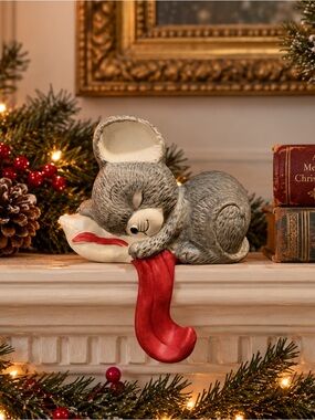 Vintage Christmas Mouse Stocking Holder House of Lloyd Taiwan Ceramic